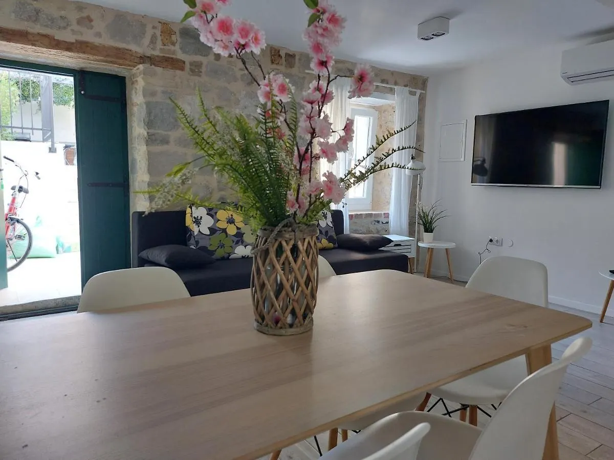 Ida Suites 0*, Split